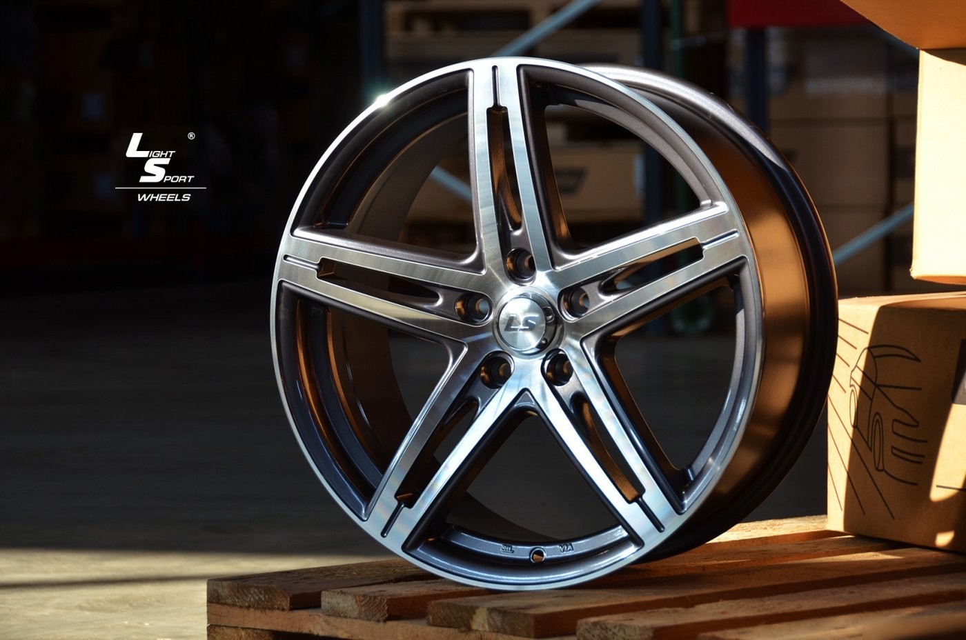 Литые диски LS 288 18x8" 5x114.3мм DIA 73.1мм ЕТ 40мм GMF