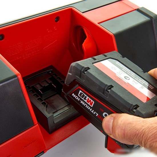 Беспроводная колонка Milwaukee M12-18 JSSP-0