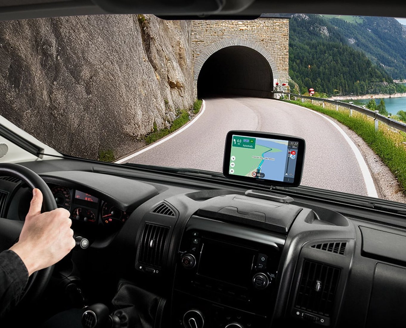 Навигатор TomTom GO Camper Tour 6" 2nd generation