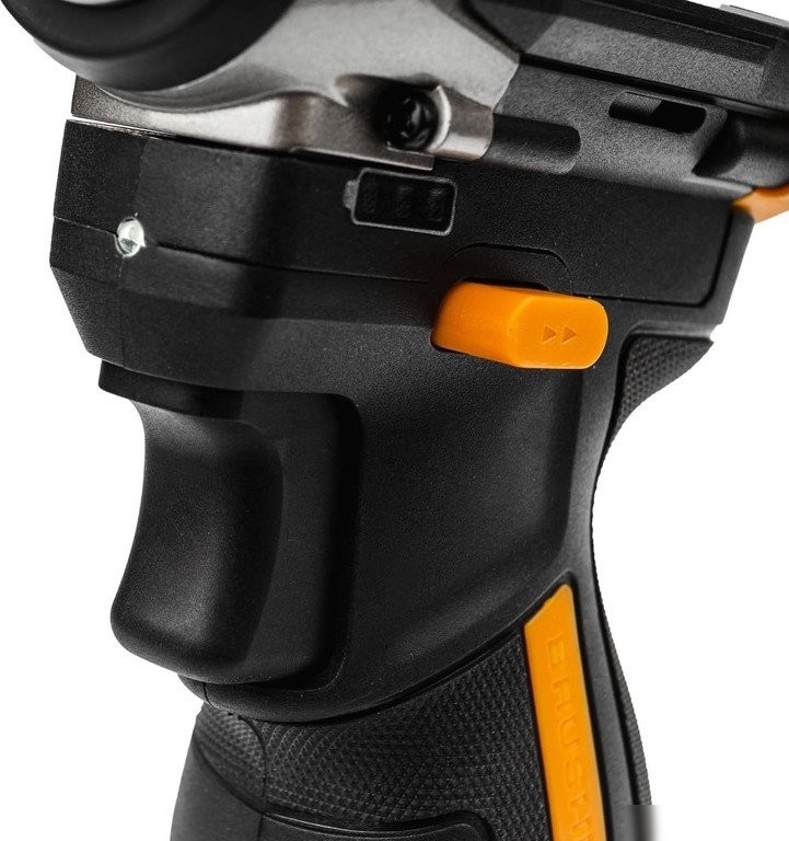 Гайковерт Runtec RT-IW180 (с 2-мя АКБ, сумка)