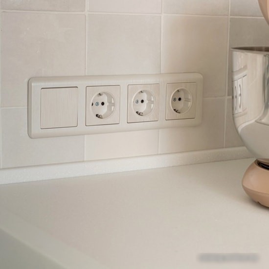 Выключатель проходной Werkel W1112013