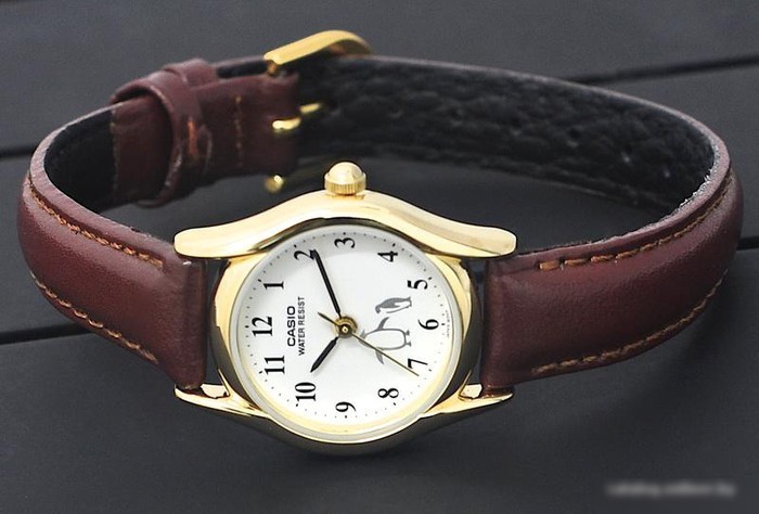 Наручные часы Casio LTP-1094Q-7B6