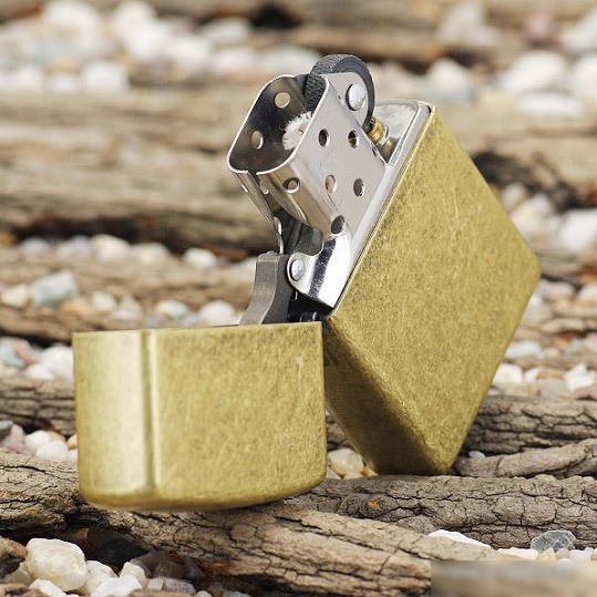 Зажигалка Zippo Classic 201FB Antique Brass