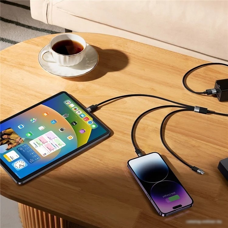 Кабель Baseus StarSpeed 1-for-3 Fast Charging Data Cable (1.2 м, черный)