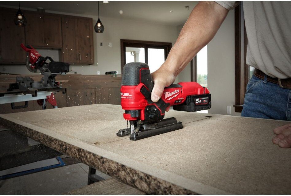 Электролобзик Milwaukee M18 FBJS-0X 4933500555 (без АКБ, кейс)