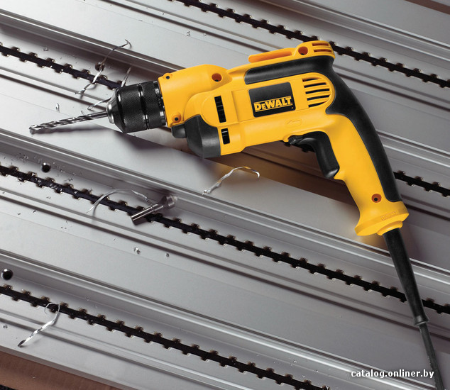 Безударная дрель DeWalt DWD112S