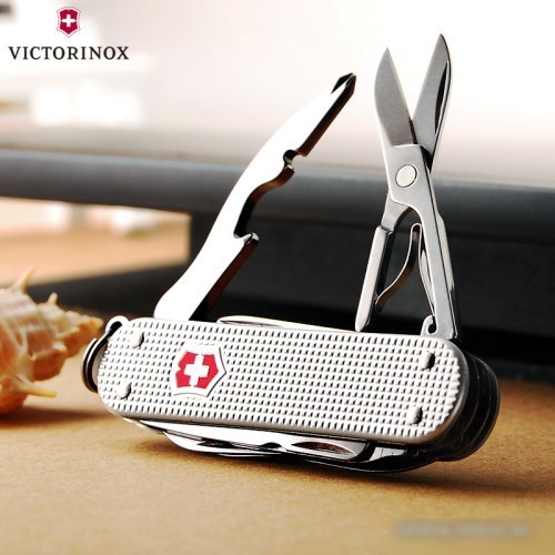 Туристический нож Victorinox MiniChamp Alox