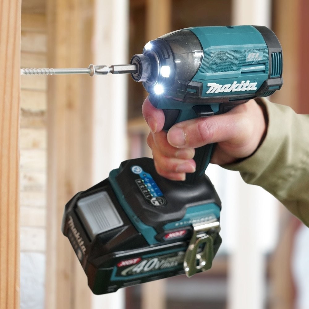 Винтоверт Makita TD002GZ01 (без АКБ)