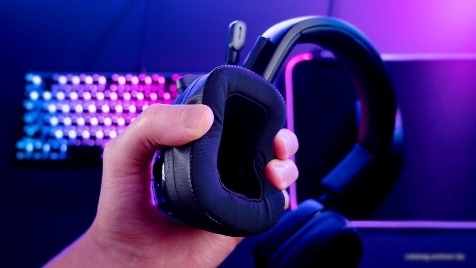 Наушники Roccat Syn Max Air