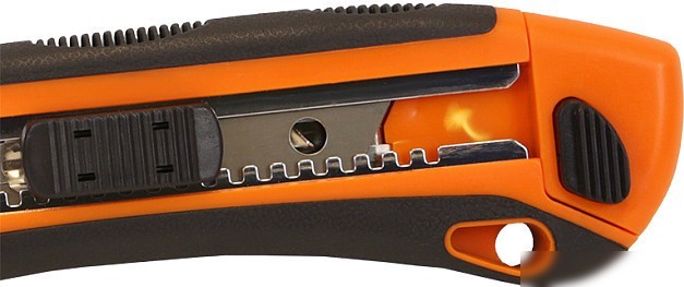 Нож строительный Sturm 1076-08-08