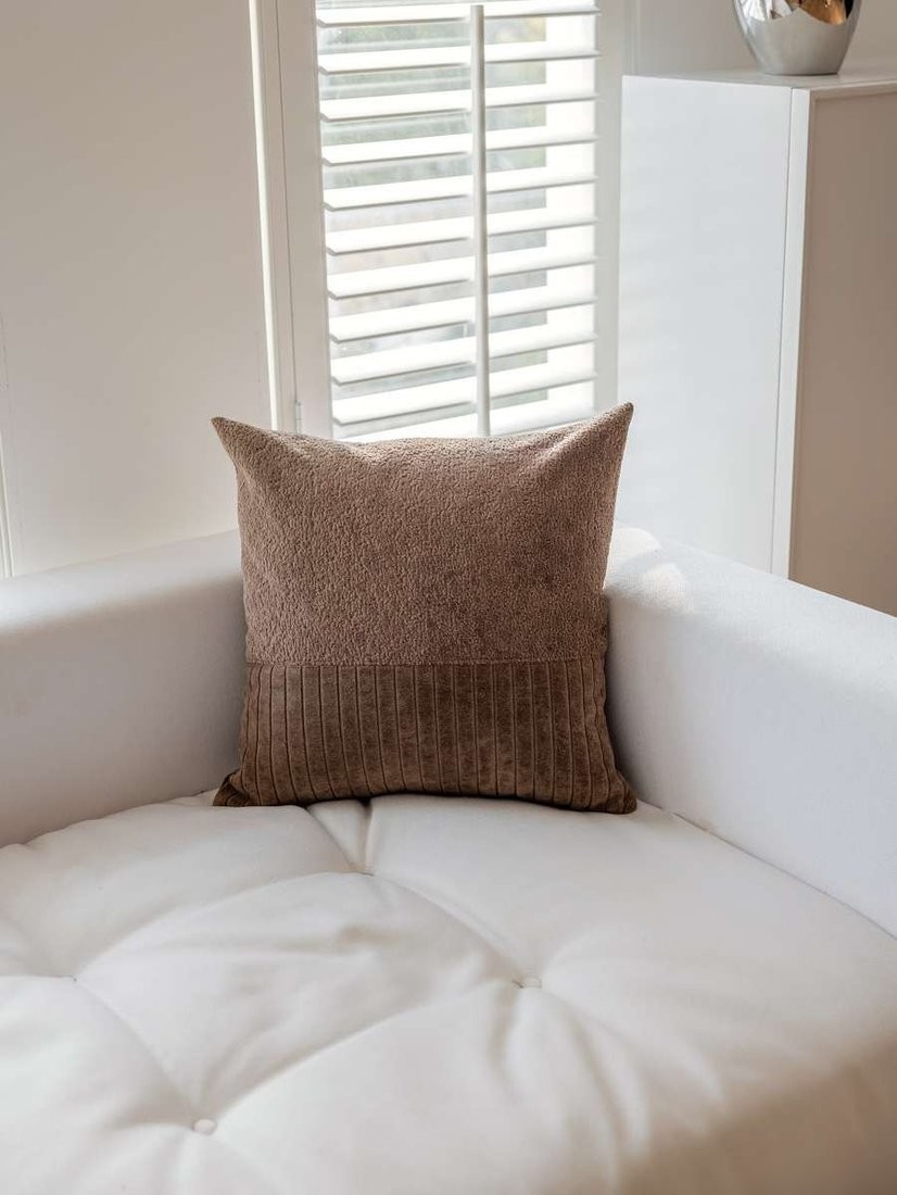 Чехол на подушку Matex Tufted Velvet ALEX-48 (коричневый)