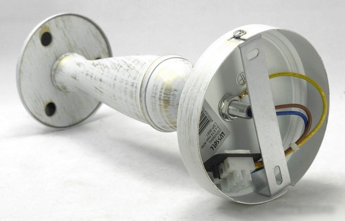 Люстра средней высоты Lussole Lgo Stamford LSP-8061