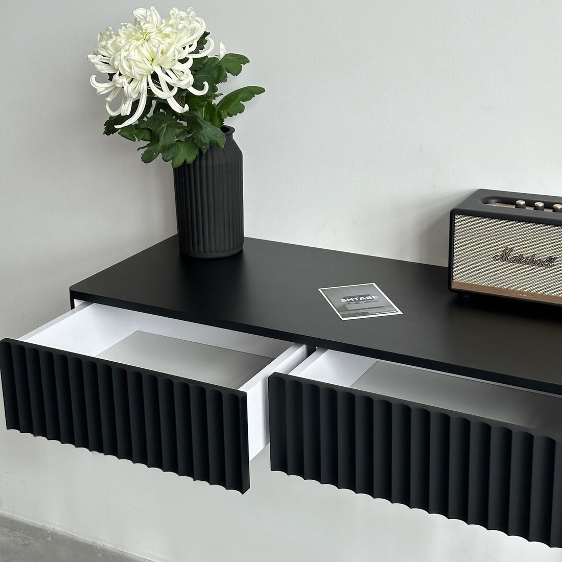 Туалетный столик без зеркала Shtabe Royal 5010 эко (черный)