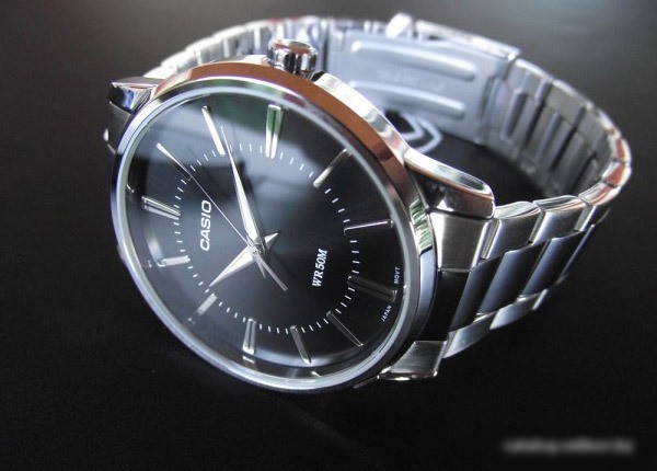 Наручные часы Casio MTP-1303D-1A