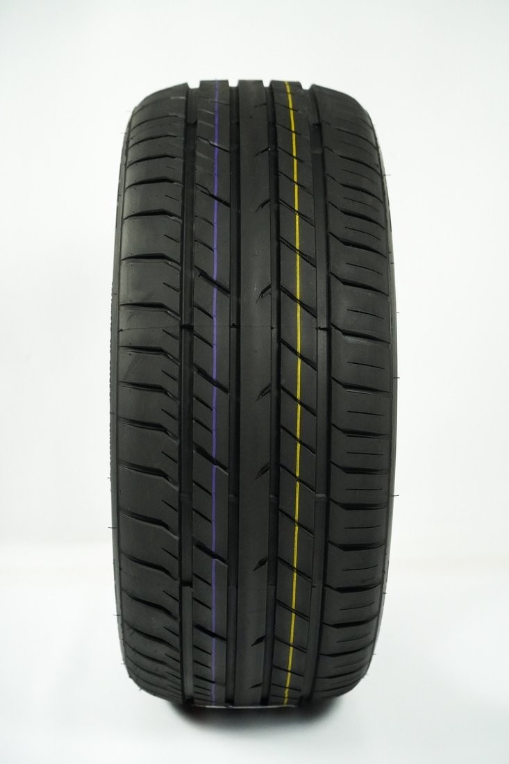 Летние шины Roador Amaro 118 275/35R19 100W