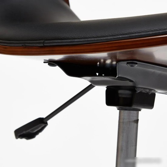 Офисное кресло TetChair Bend (орех/кожзам черный)