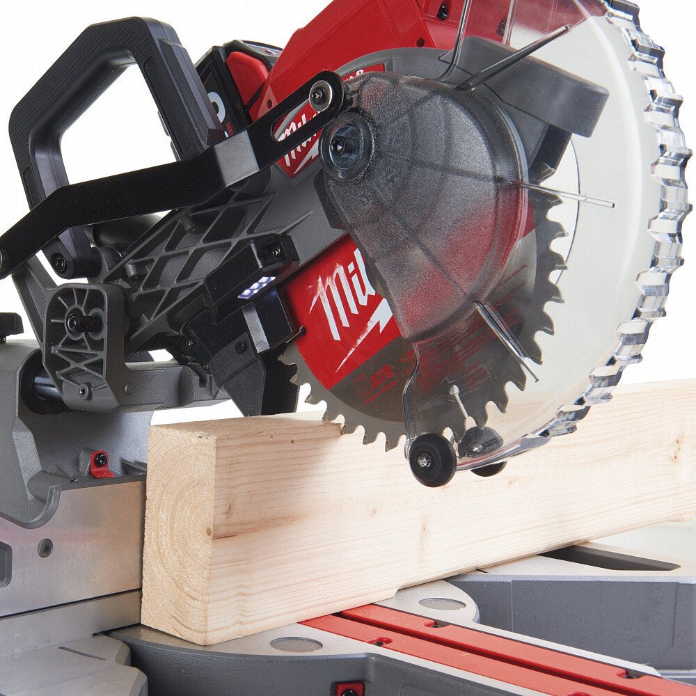 Торцовочная пила Milwaukee M18 FMS190-0 4933459619 (без АКБ)