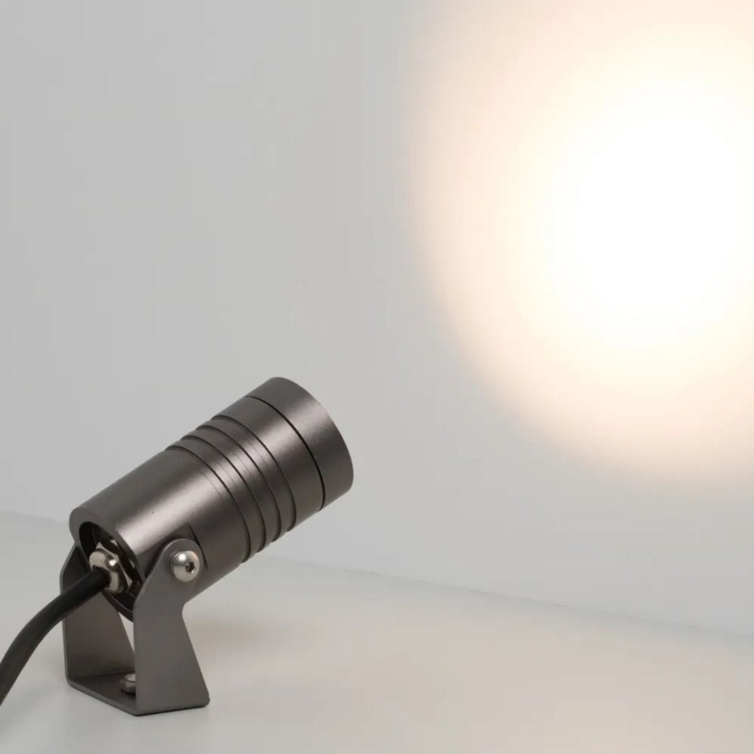 Уличный накладной светильник Arlight ALT-RAY-R44-8W Warm3000 (DG, 33 deg, 230V) 037787