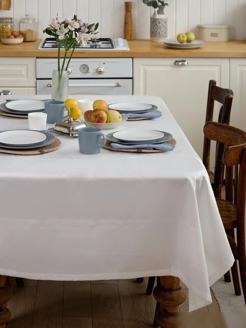 Скатерть Home One Celebration 150x220 436216 (слоновая кость)