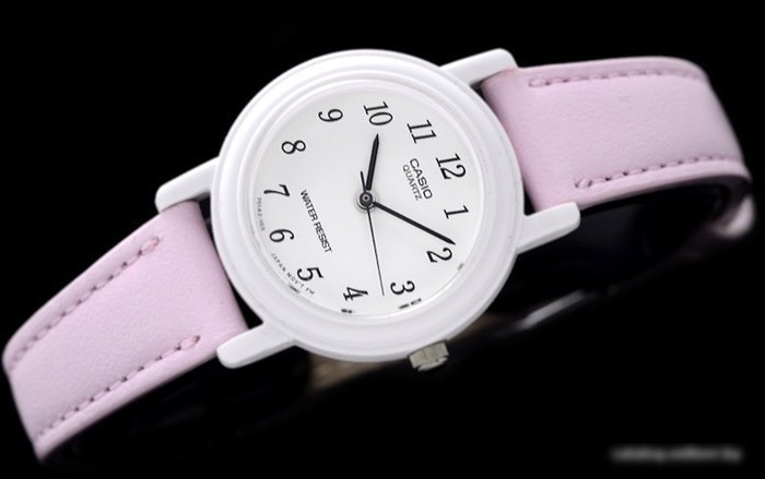 Наручные часы Casio LQ-139L-4B1