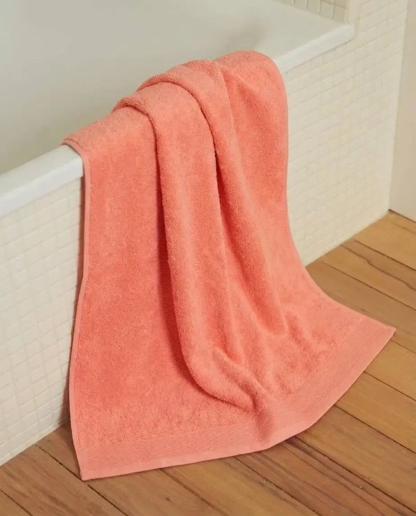 Полотенце Mio Tesoro Бордюр Махровое 50x100 450г (коралл)