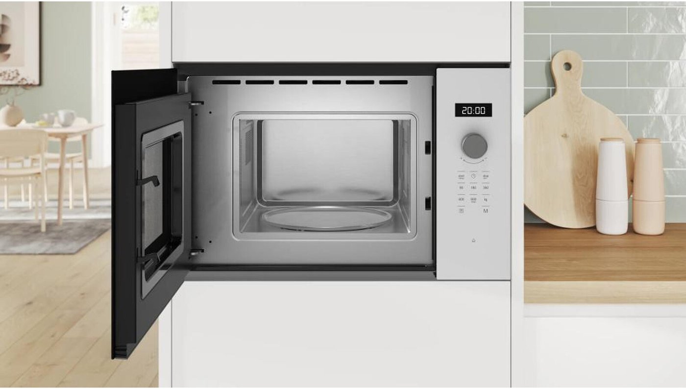 Микроволновая печь Bosch Serie 4 BFL524MW2