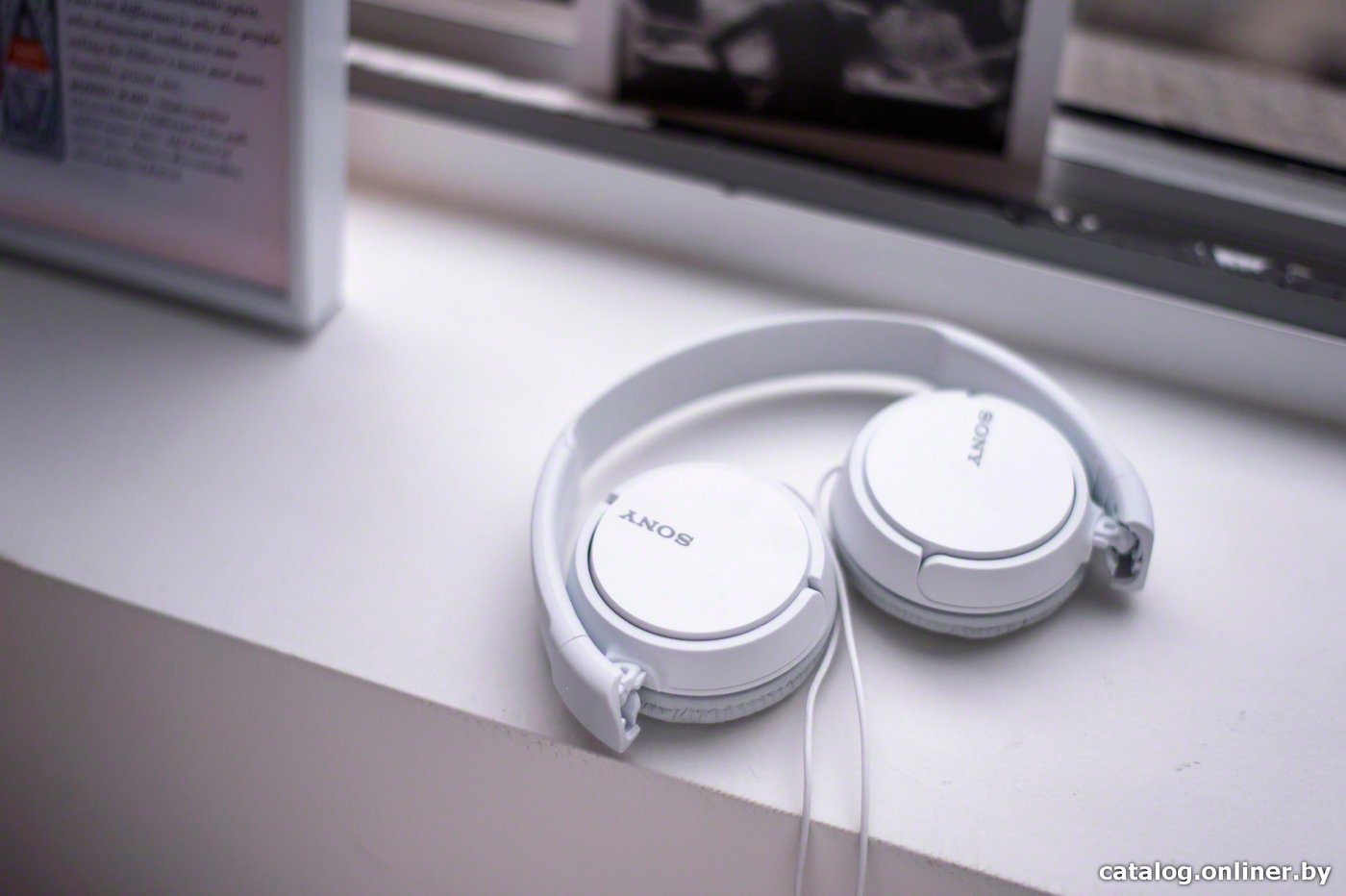 Наушники Sony MDR-ZX110AP (белый)