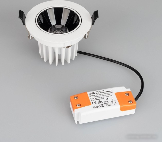 Точечный светильник Arlight MS-FORECAST-BUILT-TURN-R102-12W Warm3000 035449
