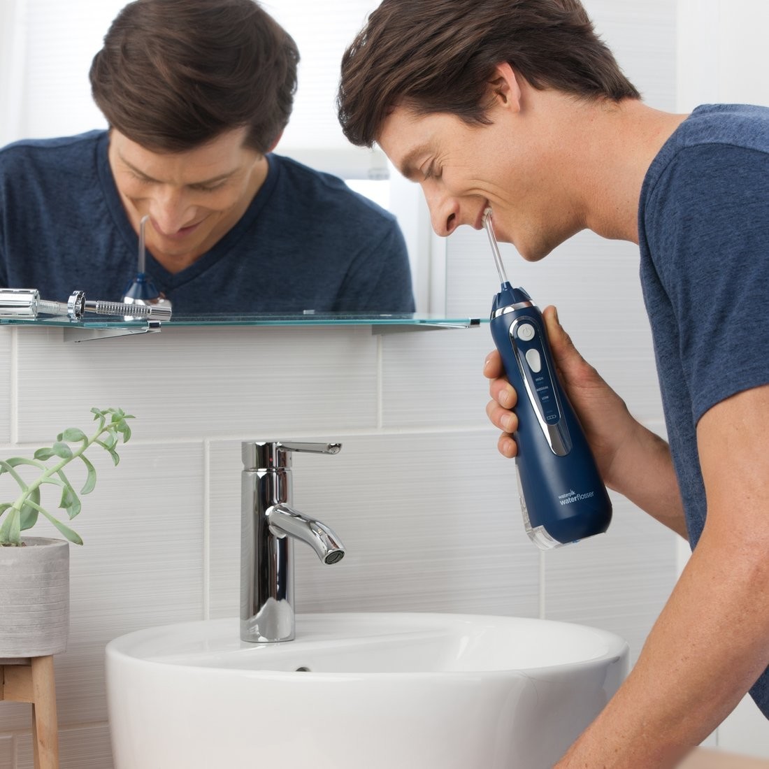 Ирригатор Waterpik WP-583 (синий)