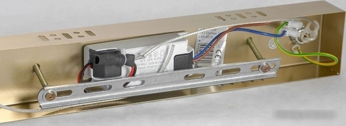 Подвесная люстра Lussole Aberdeen LSP-8219