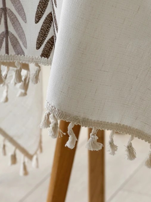 Скатерть Home One Linen Twigs 140x140 436214 (бежевый)