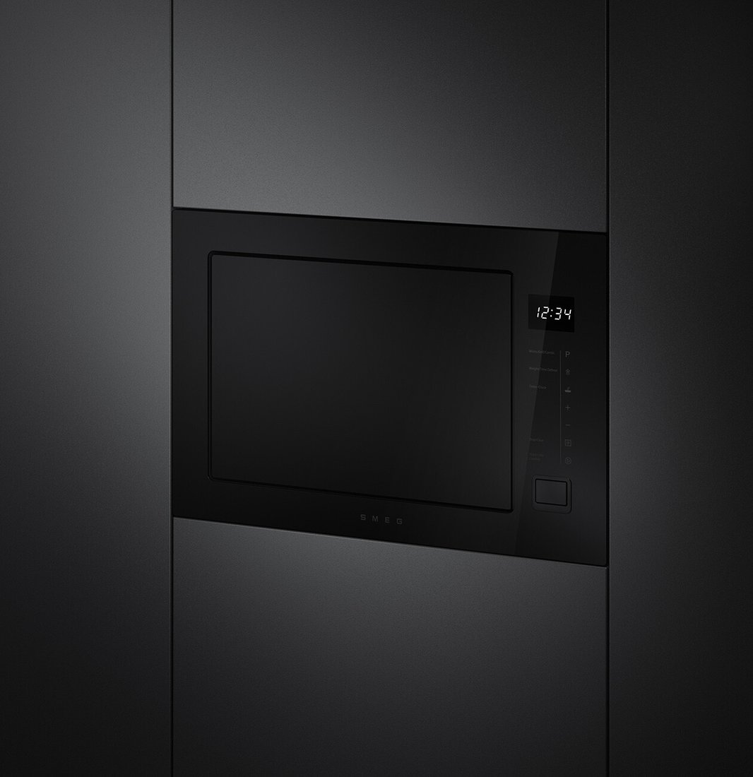 Микроволновая печь Smeg FMI225BI
