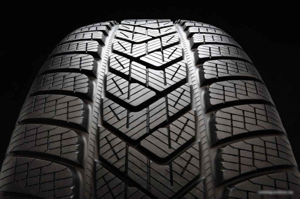 Зимние шины Pirelli Scorpion Winter 315/35R22 111V