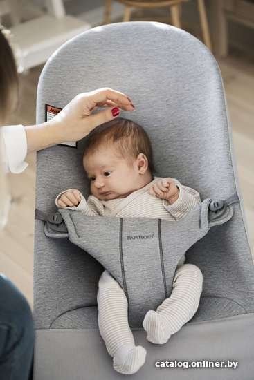 Шезлонг BabyBjorn Bouncer Bliss (ткань 3D jersey, light gray)