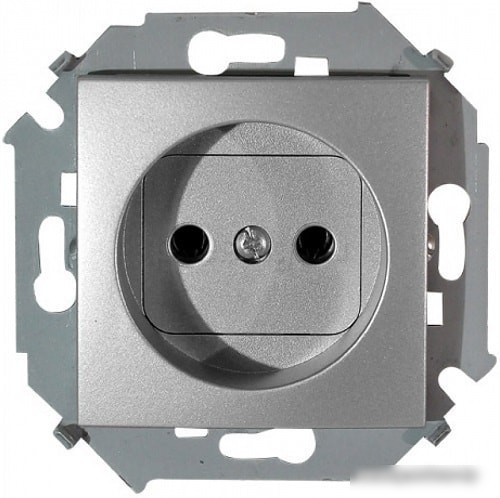 Розетка Simon 15 1591431-033 (алюминий) Розетка Simon 15 1591431-033 (алюминий)