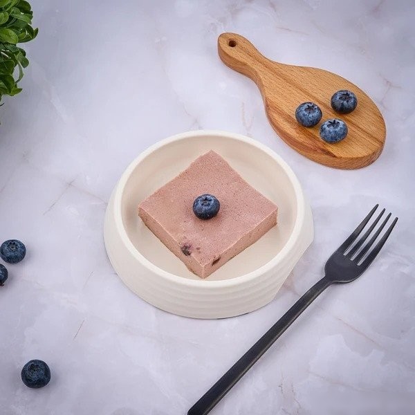 Сухой корм для собак Monge Natural Monoprotein Fruits из ягненка с черникой, ламистер (150 г)
