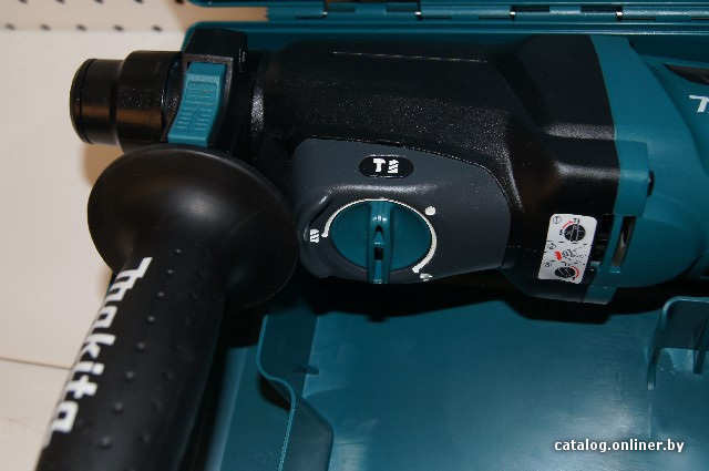 Перфоратор Makita HR2610