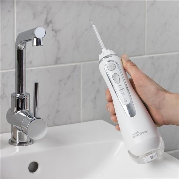 Ирригатор Waterpik WP-580 (белый)