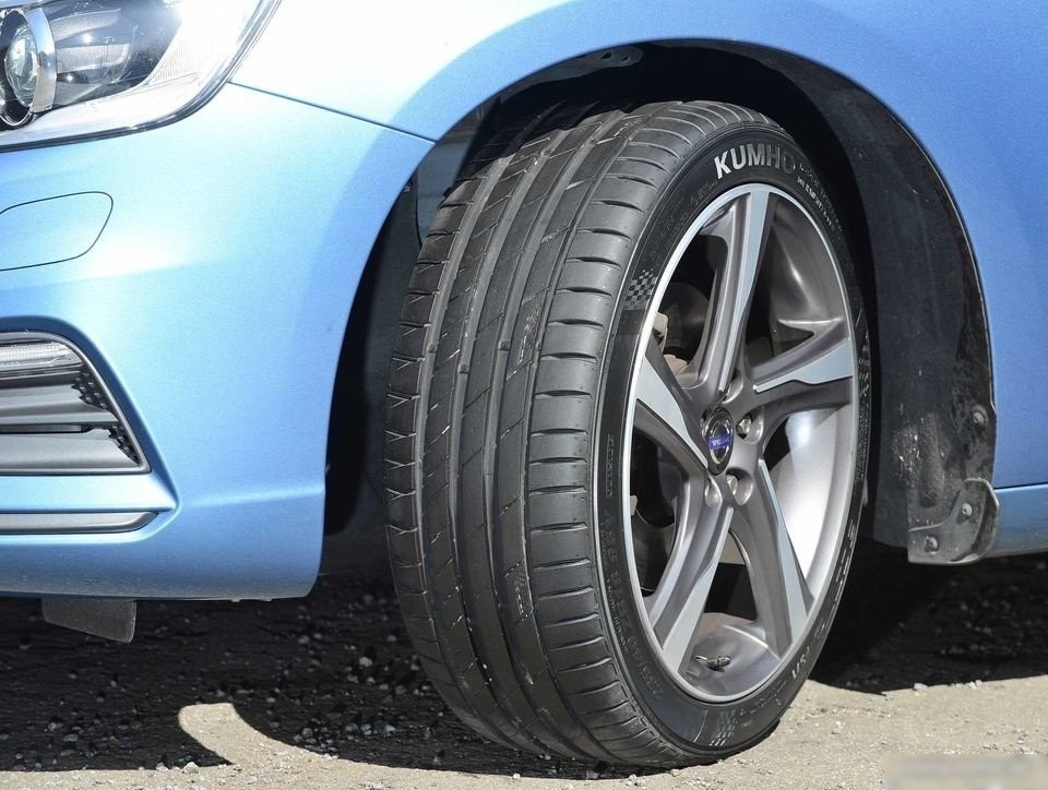Летние шины Kumho Ecsta PS71 255/55R19 111V