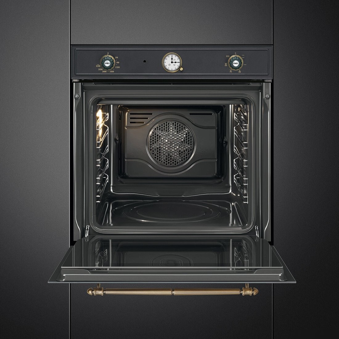 Электрический духовой шкаф Smeg SFP67C1TAO