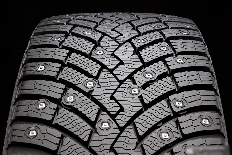 Pirelli Scorpion Ice Zero 2 245/50R20 105T (шипы)