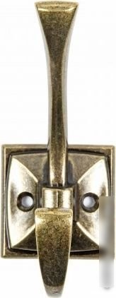 Крючок мебельный Boyard Gerald K216AB.8