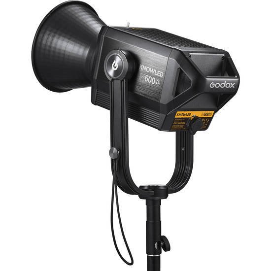Лампа Godox Knowled M600D