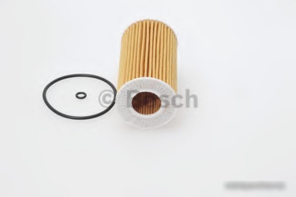 Масляный фильтр Bosch 1457437002