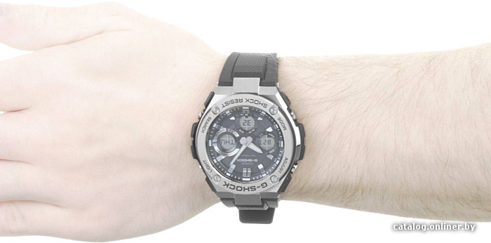 Наручные часы Casio GST-W110-1A