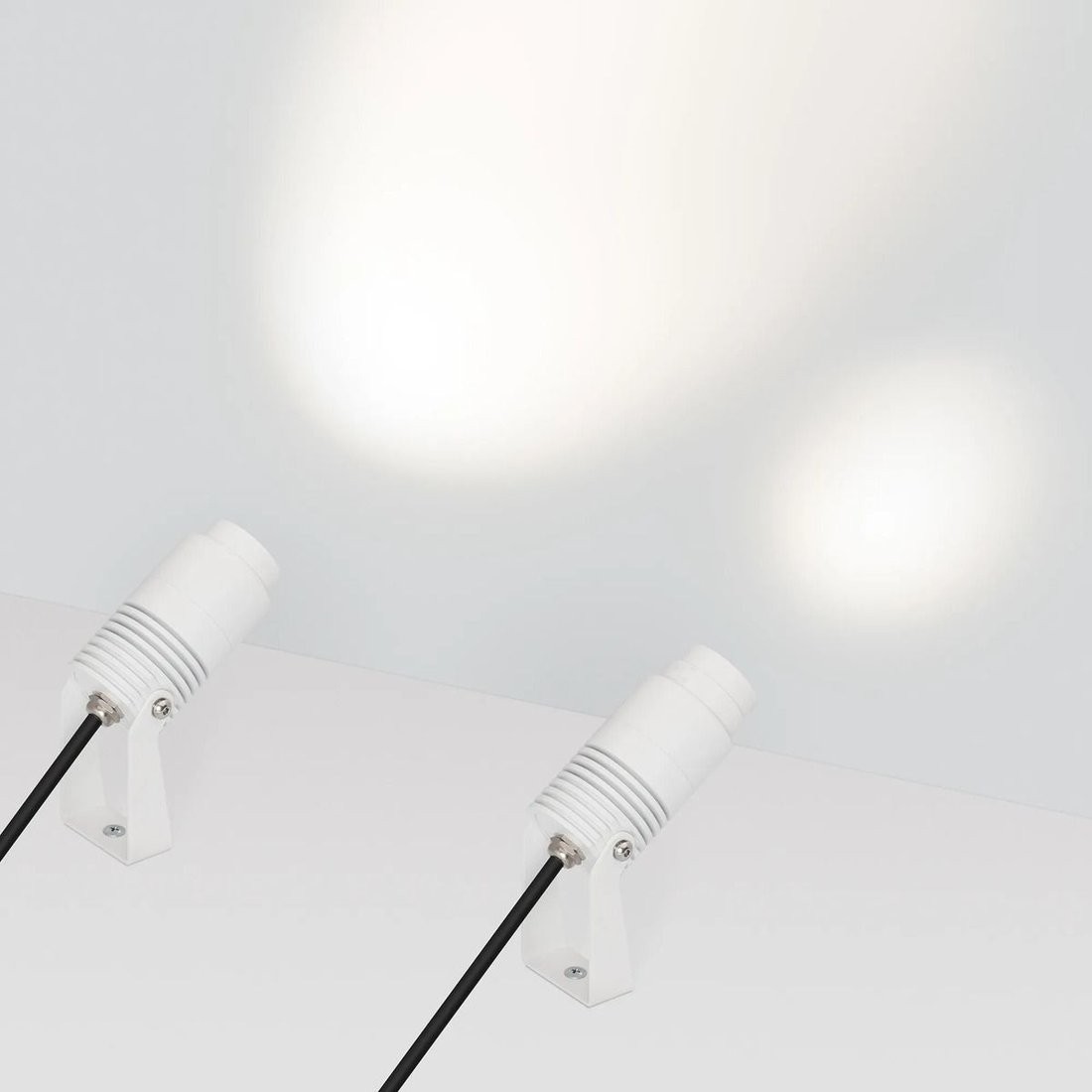 Уличный накладной светильник Arlight ALT-RAY-ZOOM-R52-8W Day4000 (WH, 10-40 deg, 230V) 042677