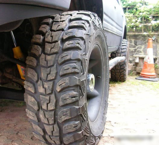 Автомобильные шины Kumho Road Venture MT KL71 235/75R15 104/101Q