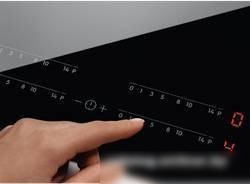 Варочная панель Electrolux EIT60443X
