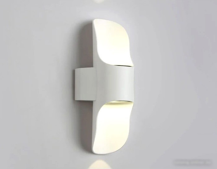 Уличный настенный светильник Ambrella light Garden ST4533