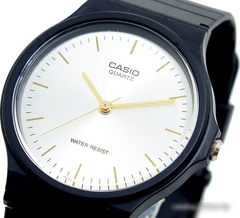 Наручные часы Casio MQ-24-7E2